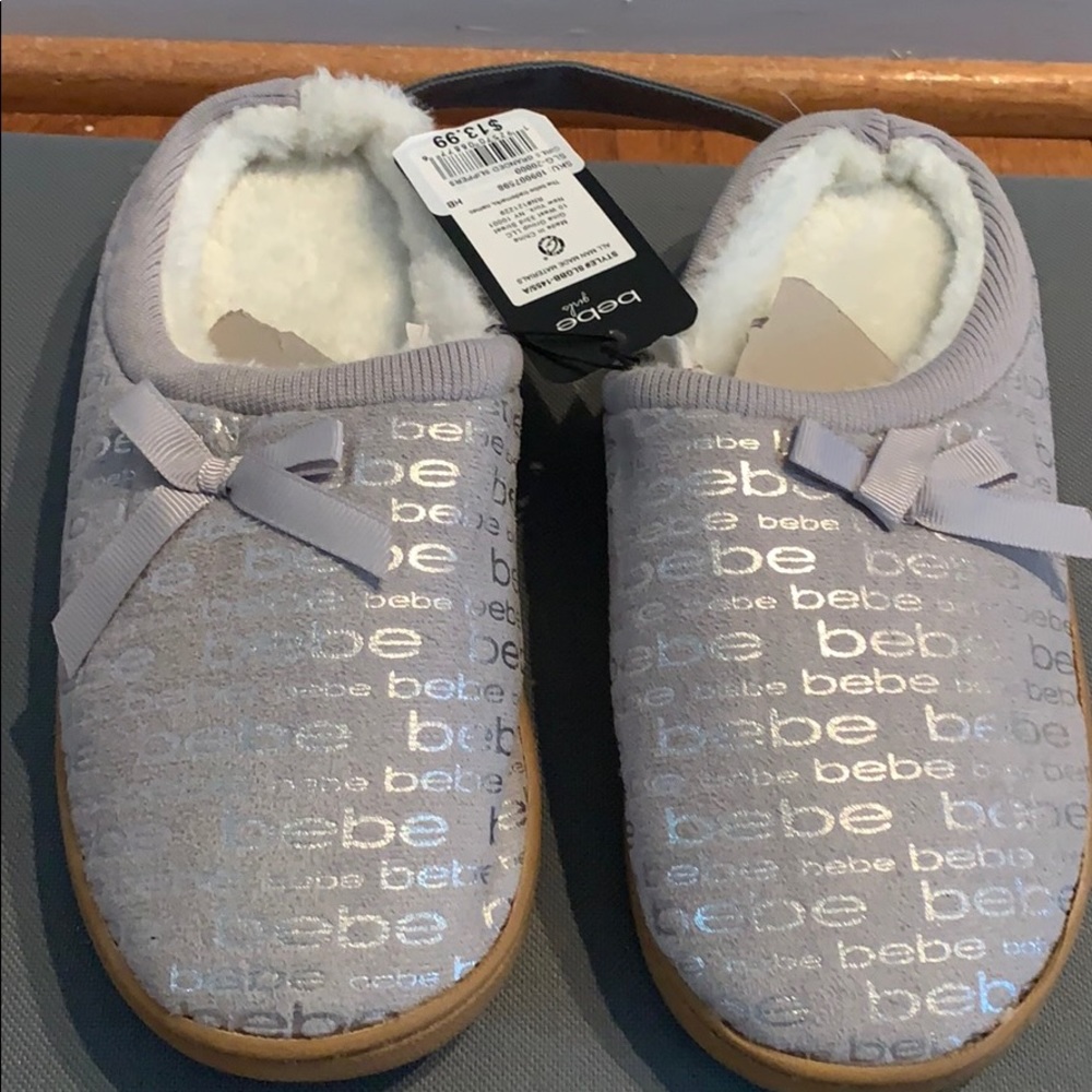 Girl’s slipper Large (2/3) New